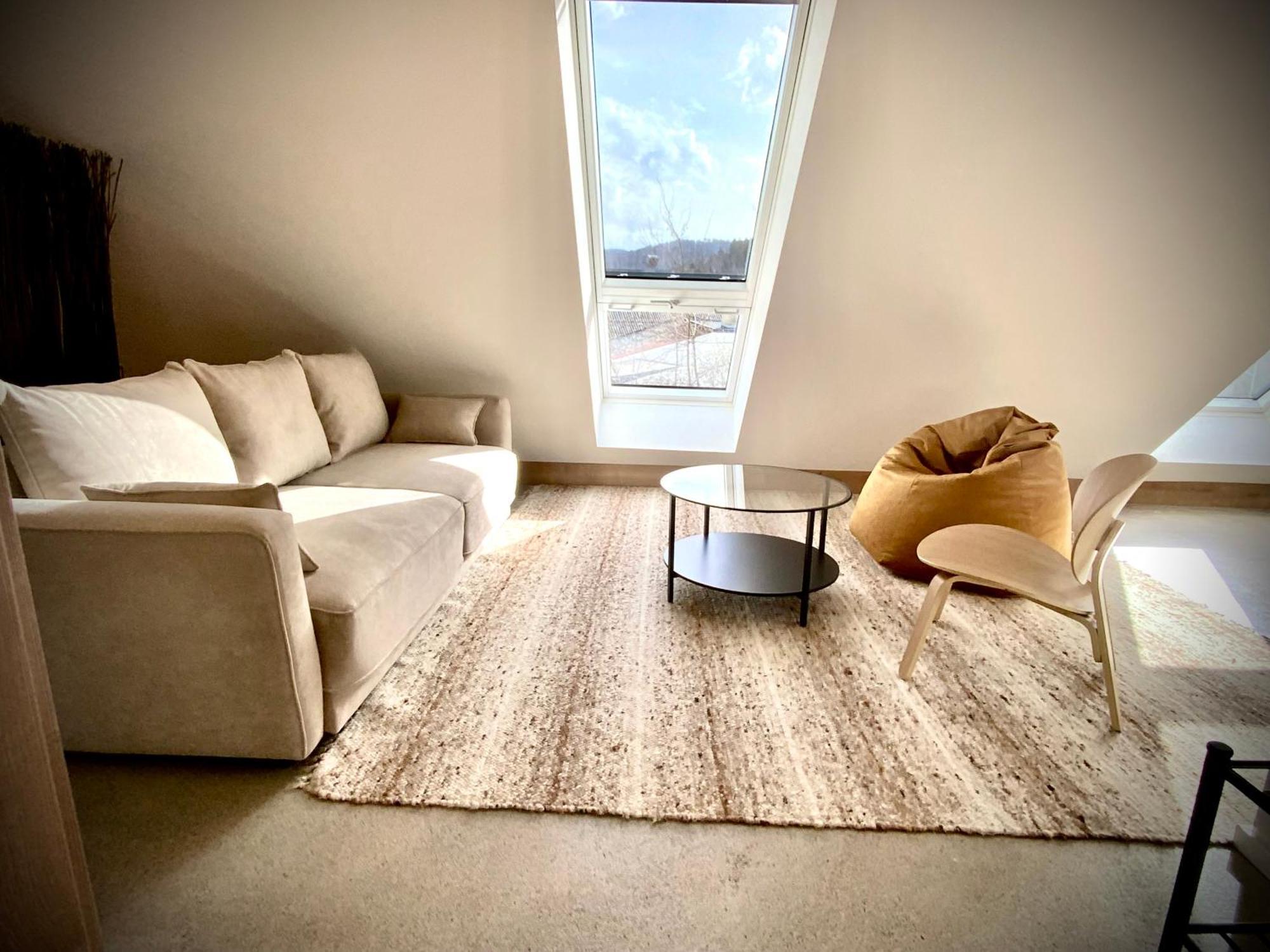 Waterfront - Urbane Eleganz Am Bachufer Apartamento Villach Quarto foto